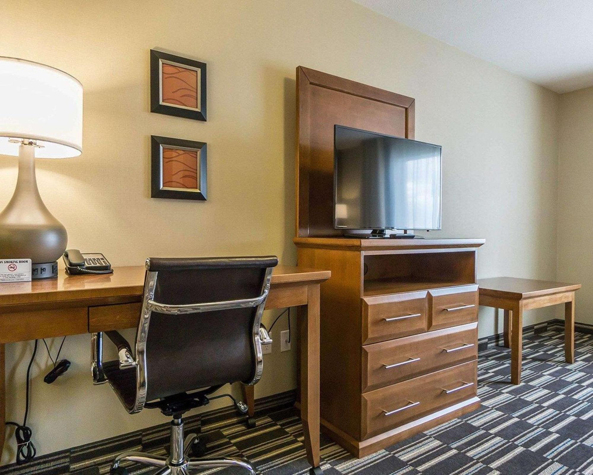 Comfort & Edmonton International Airport